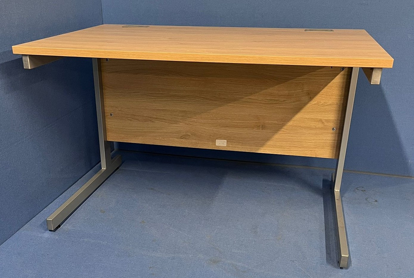 1200x800mm Straight Desk with Verade Oak (used)