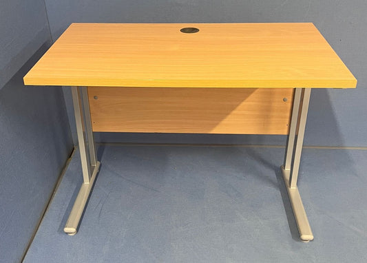 *SALE* 1000x600mm Straight Desk Beech (used)