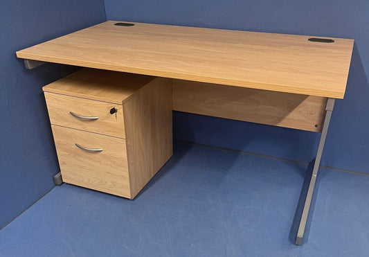 1400x800mm Straight Desk inc 2 Drawer Mobile Pedestal Verade Oak (used)