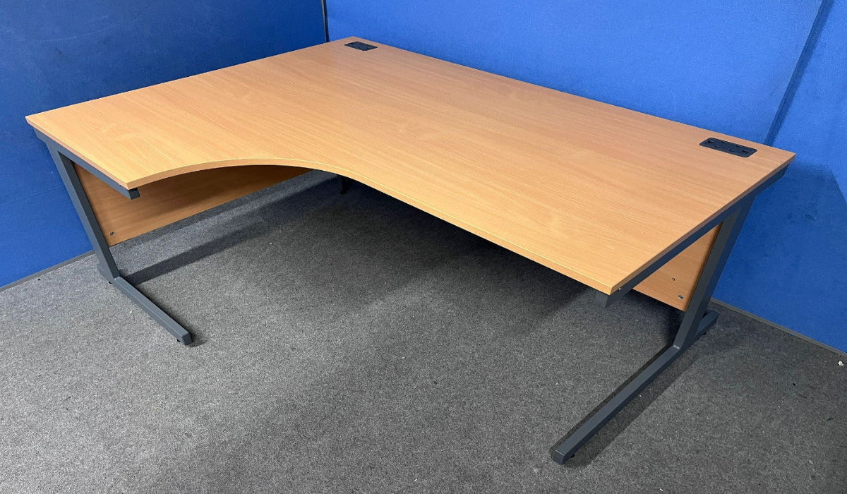 1600mm Left Hand Curved Desk Beech (used)