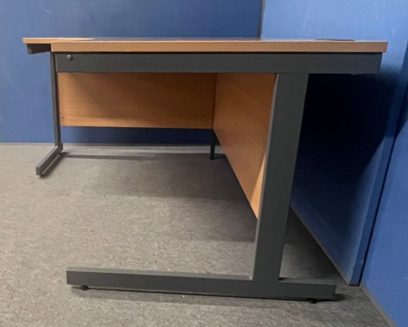 1600mm Left Hand Curved Desk Beech (used)