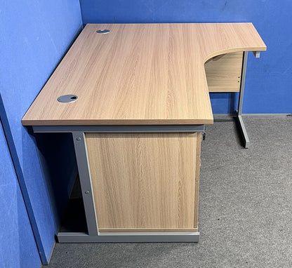 1600mm Right Hand Curved Desk inc 3 Drawer Mobile Pedestal Verade Oak (used)