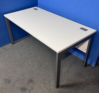 1600x800mm Straight desk with Bench Style Frame White (used)