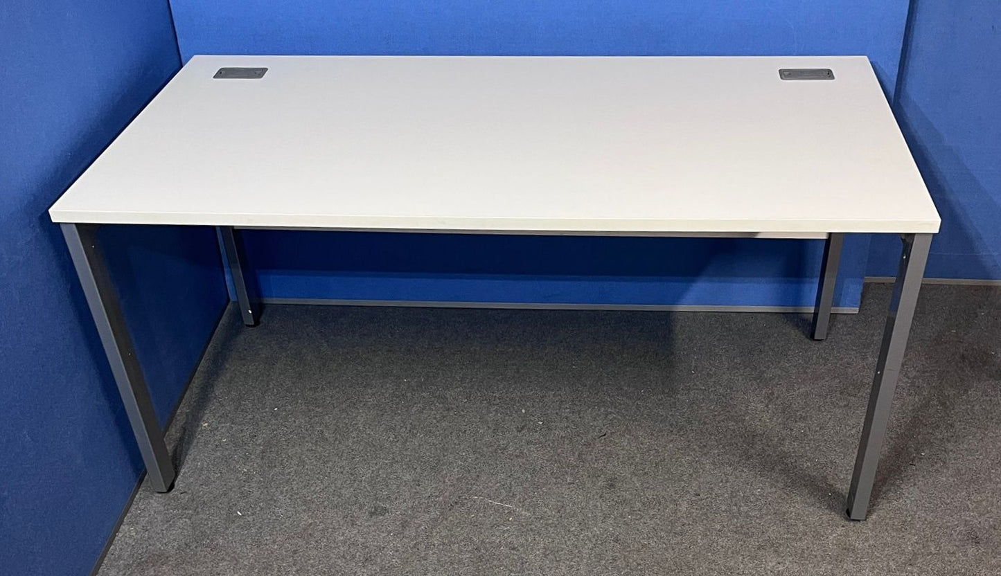 1600x800mm Straight desk with Bench Style Frame White (used)