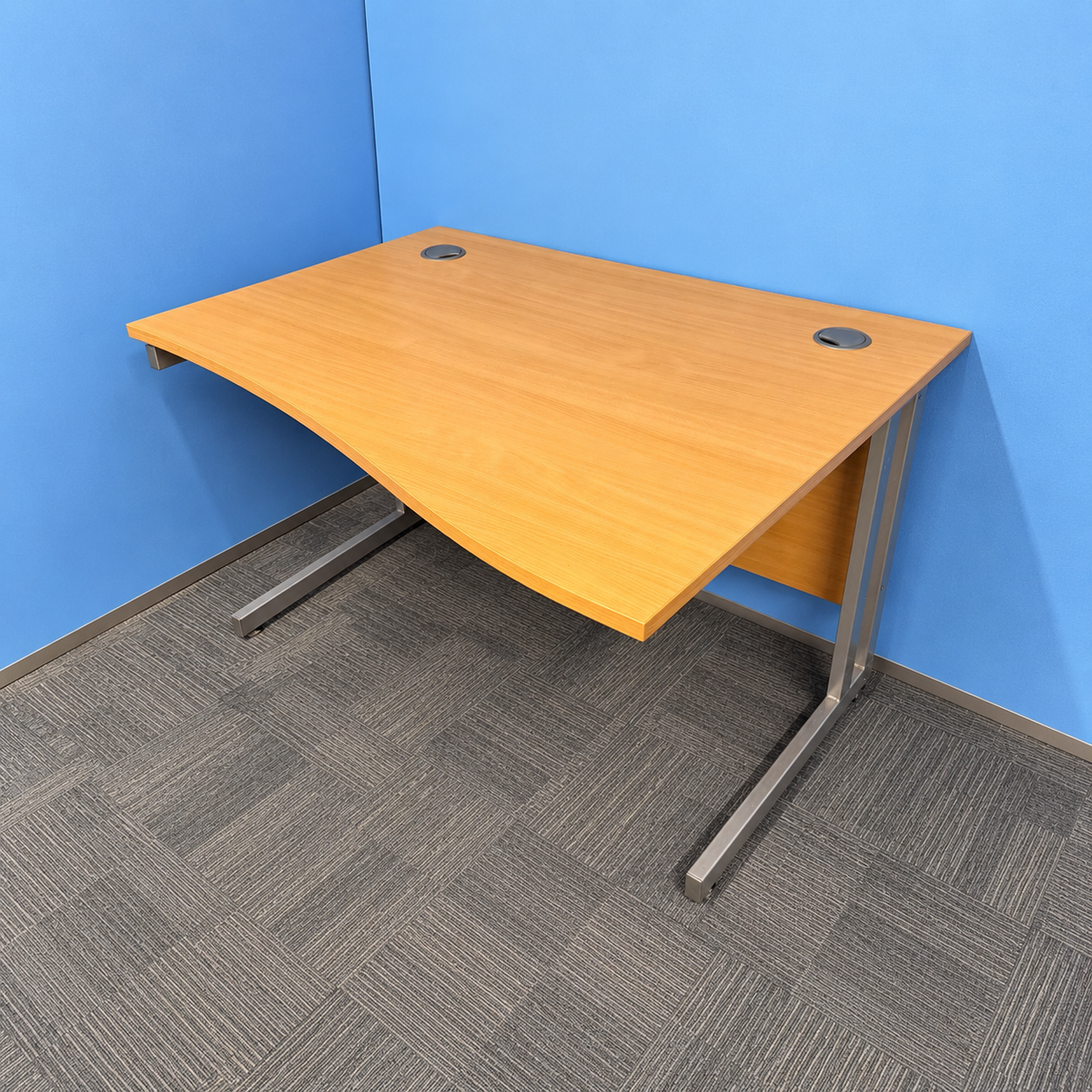 1200x800mm Right Hand Wave Desk Beech (used)