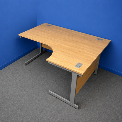 1600mm Right Hand Curved Desk Verade Oak (used)