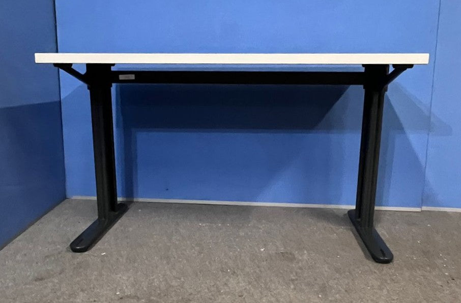 1200x600mm Straight Desk Grey (used)
