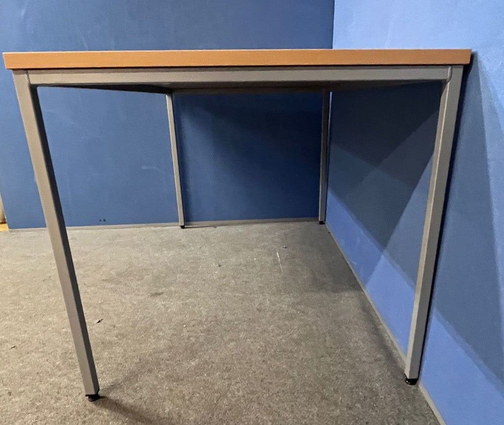 1600x800mm 4 Legged Meeting Table Beech (used)