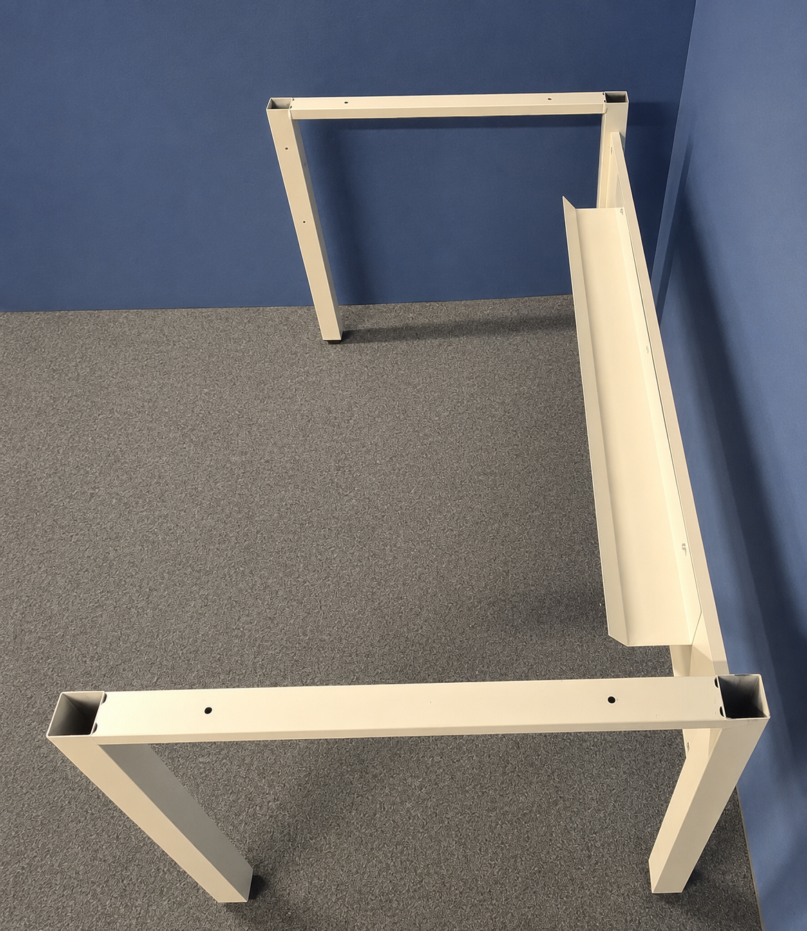 Used 1200x800mm Straight Desk with Cable Management – Walnut Top with White Frame