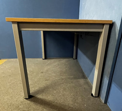 1650x800mm Straight Desk with Cable Management, Verade Oak (used)
