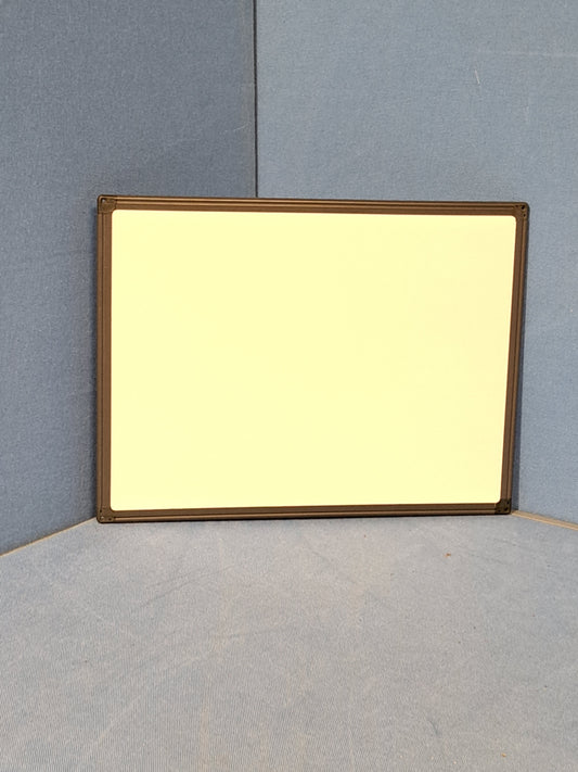 450x600mm Drywipe Board (used)