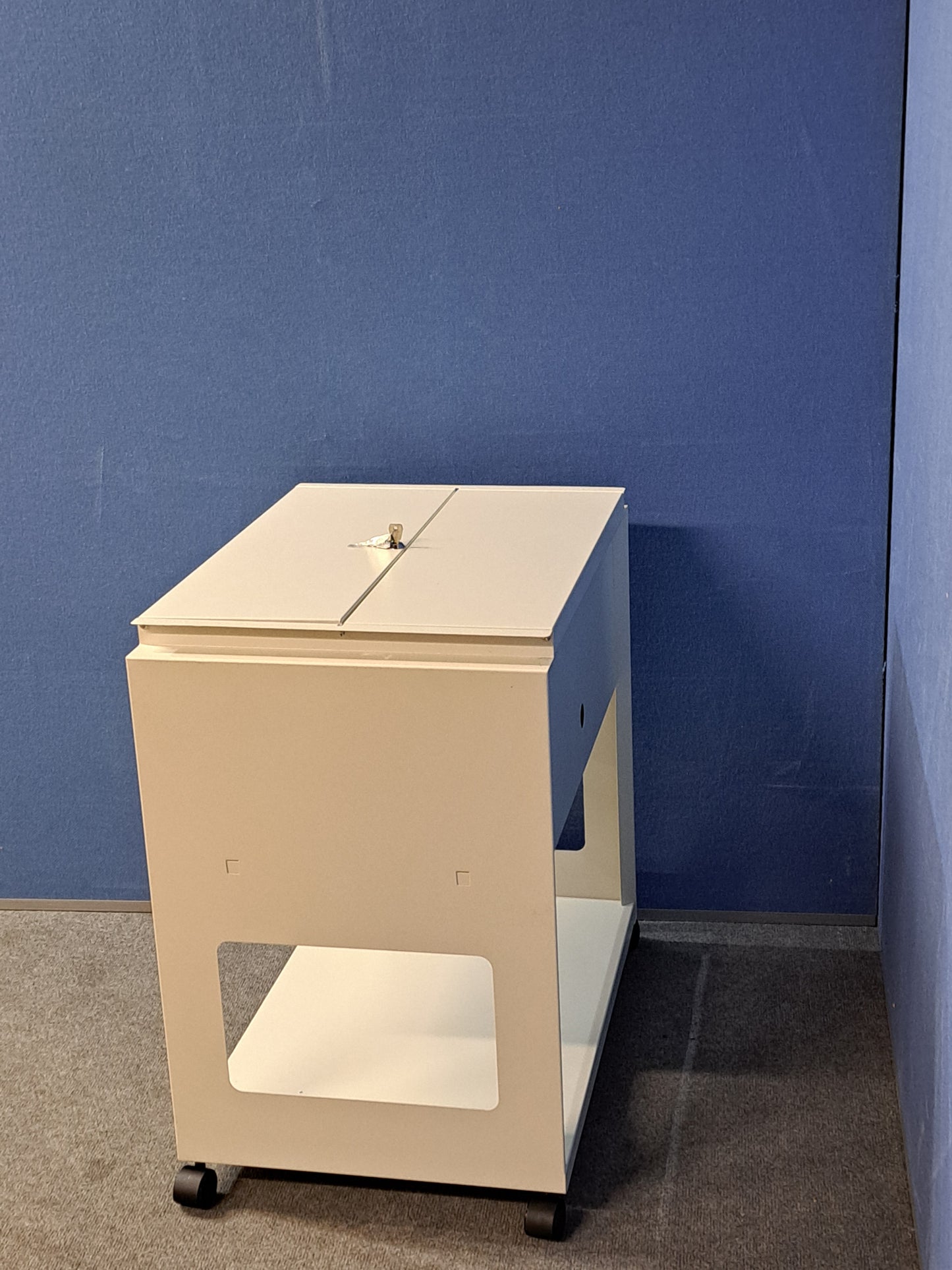 Rotadex Standard Universal Filing Trolley with Locking Lid Grey (used)