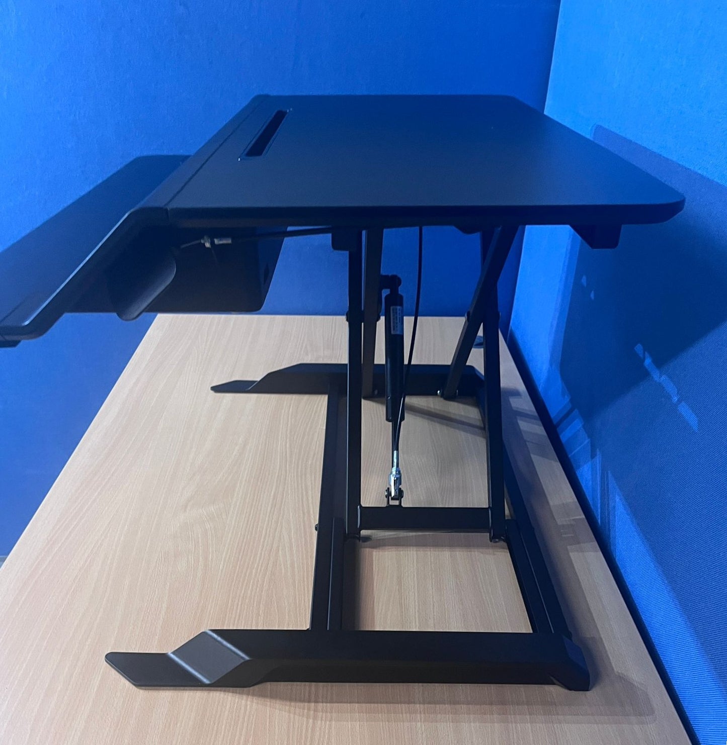 Fellowes Lotus LT Sit-Stand Workstation in Black (As New)