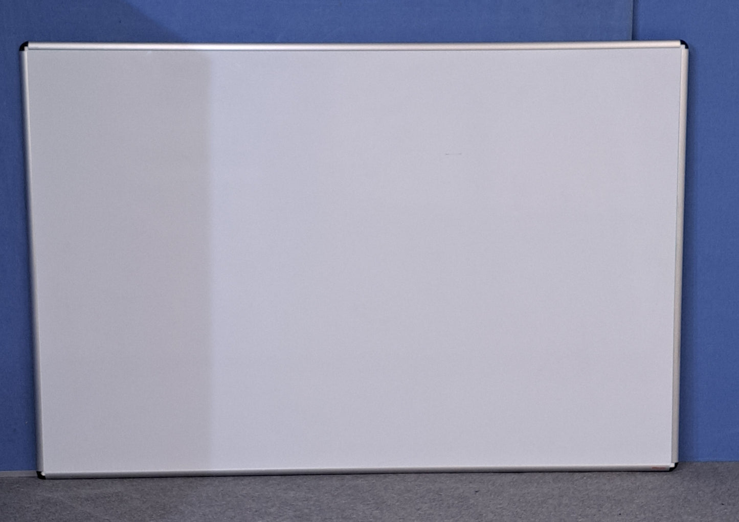 1800x1200mm Magnetic Whiteboard (used)