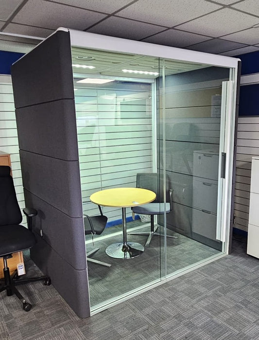 Orangebox AIR-20 Acoustic Office Pod – Minipod with Fixed Roof (Used)