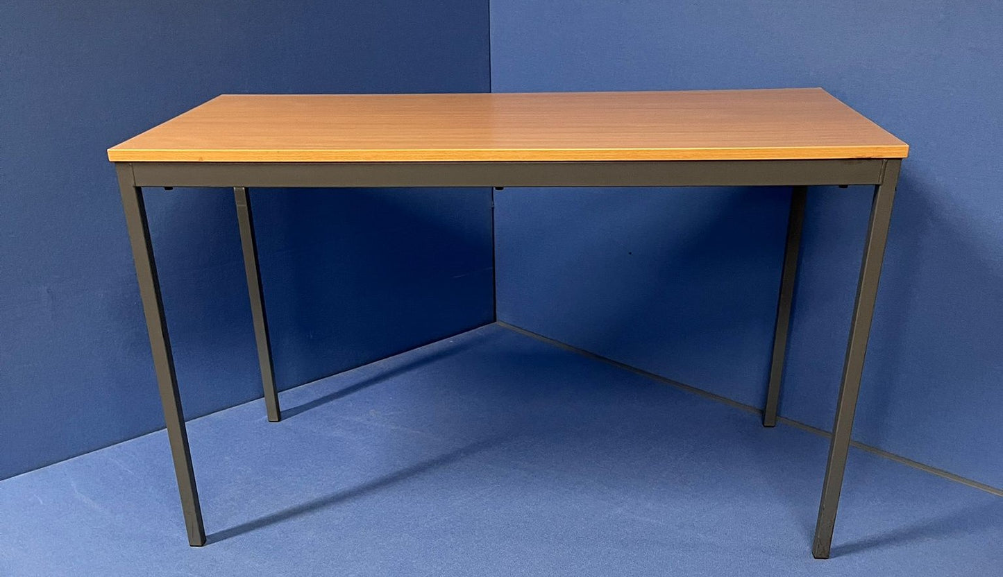 1200x600mm 4 Legged Meeting Table Beech (used)