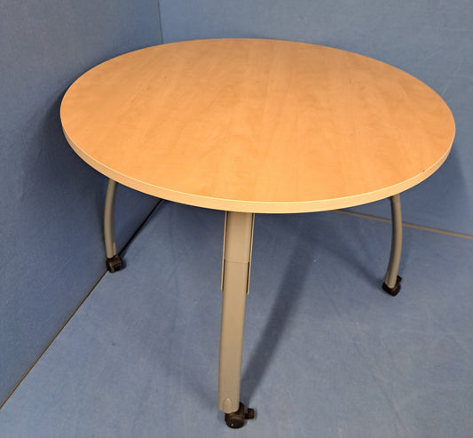 1100mm diameter Table on Lockable Castors Maple (used)