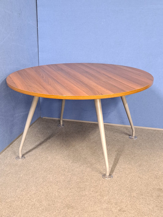 1200mm Diameter Round Meeting Table - Walnut Finish (Used)