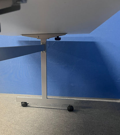 1600x800mm Fliptop Table White (used)