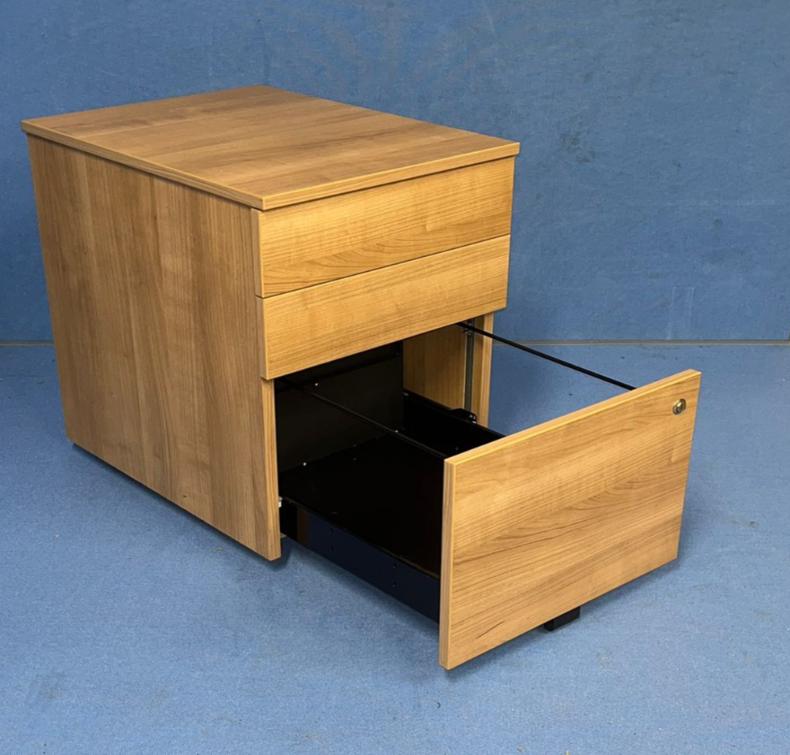 3 Drawer Under Desk Mobile Pedestal Cappuccino (used)