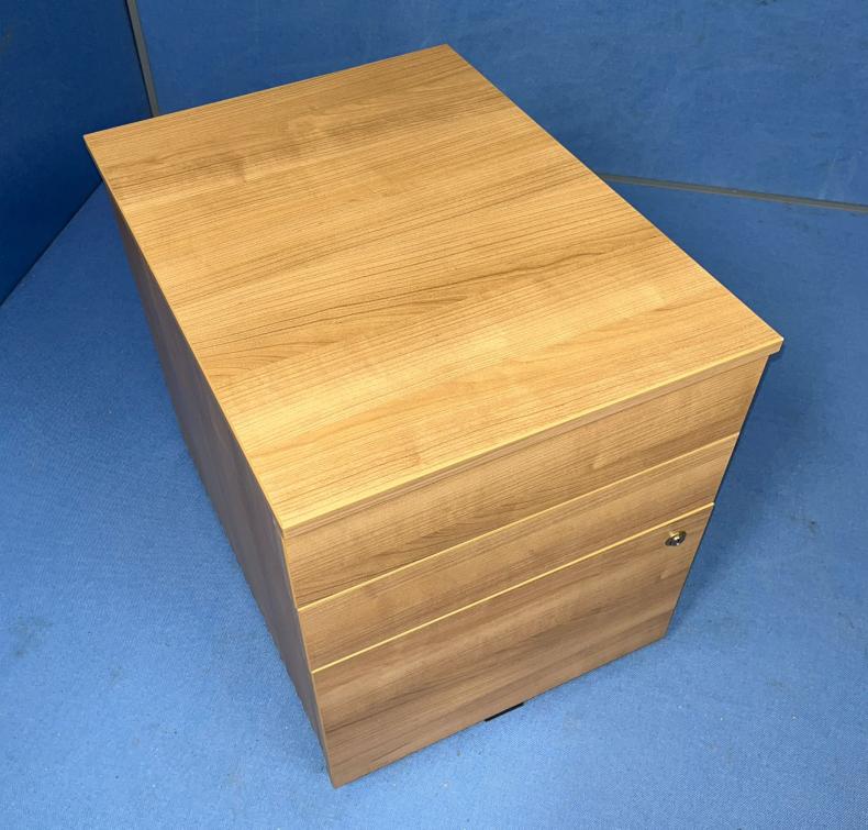 3 Drawer Under Desk Mobile Pedestal Cappuccino (used)