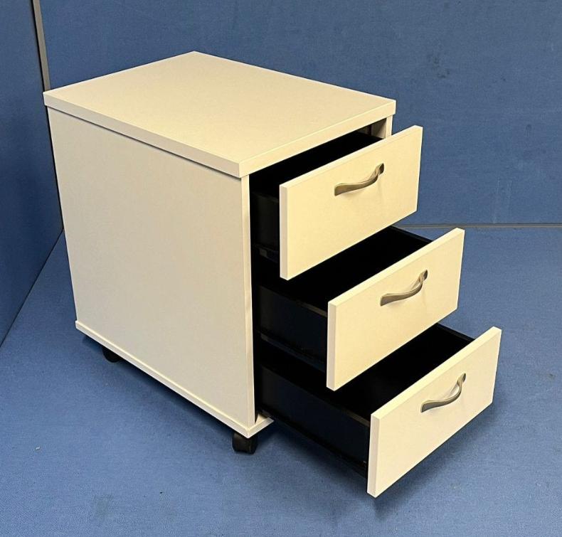 3 Drawer Under Desk Mobile Pedestal White (used)