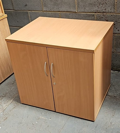Desk High Cupboard with 1 Shelf Beech (used)