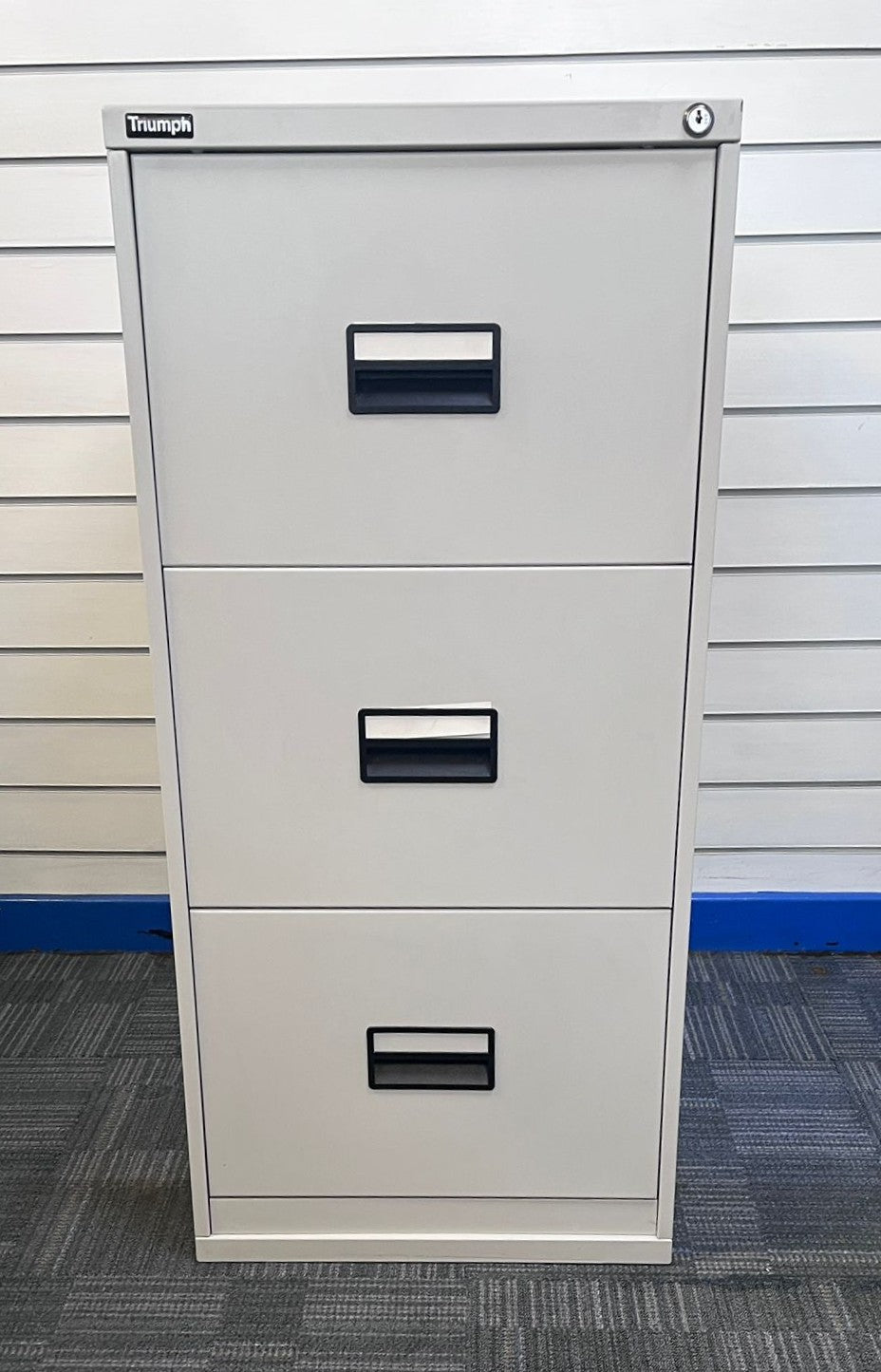 Triumph 3 Drawer Steel Filing Cabinet Grey (used)
