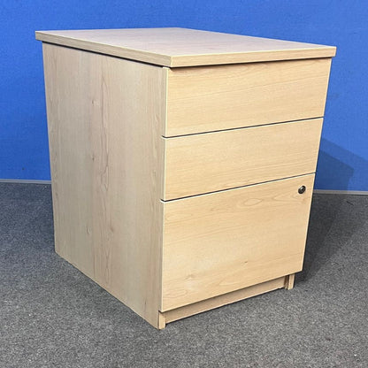 3 Drawer Desk High Pedestal Maple (used)