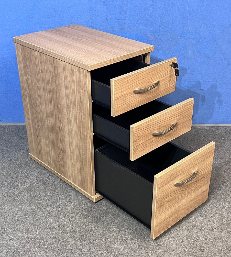 3 Drawer Desk High Pedestal Santiago Cherry (used)