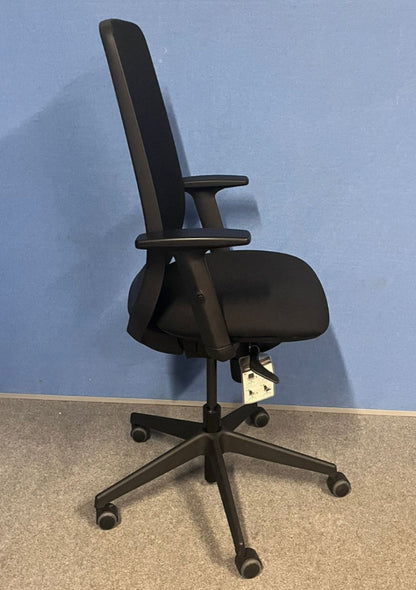 Pledge Eclipse Mesh Back Task Armchair in Black (used)