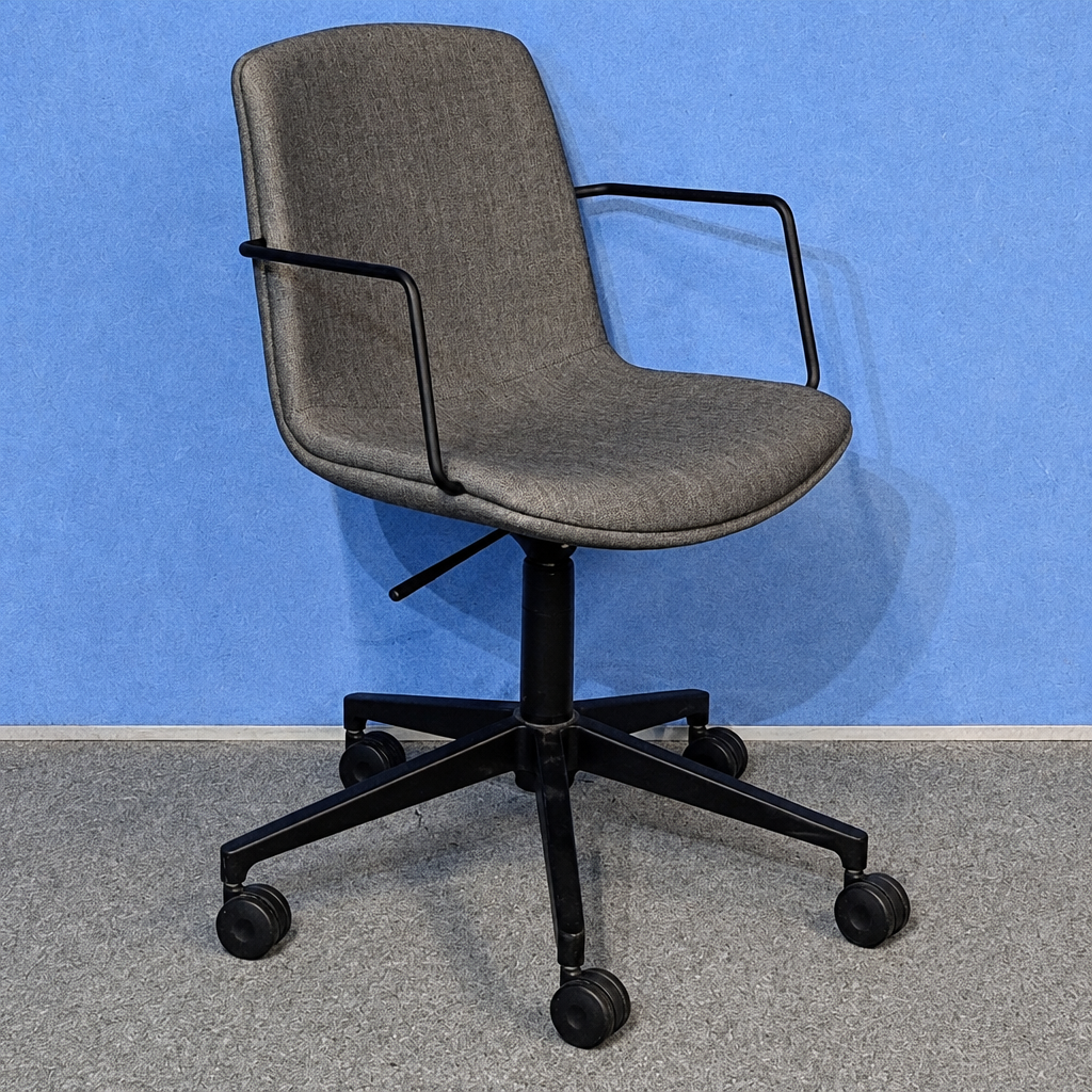 PC6395 Orangebox Cubb Five Star Base Armchair