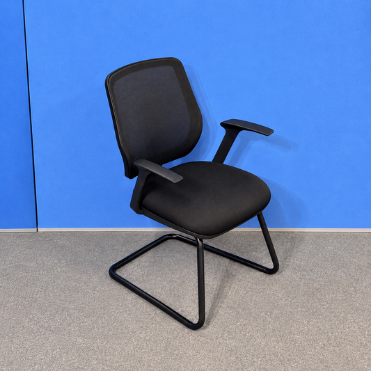 Mesh Back Visitor / Meeting Armchair on Black Cantilever Frame - Black (Used)