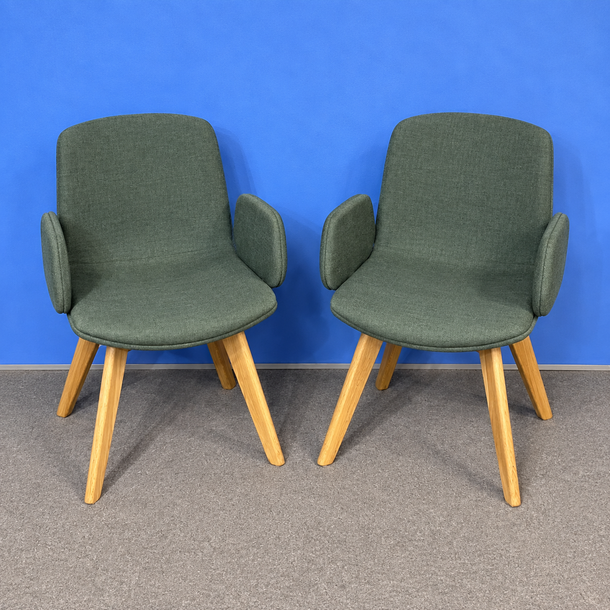 Set of 2 Boss Design Cubb-02 Chairs Green (Used)