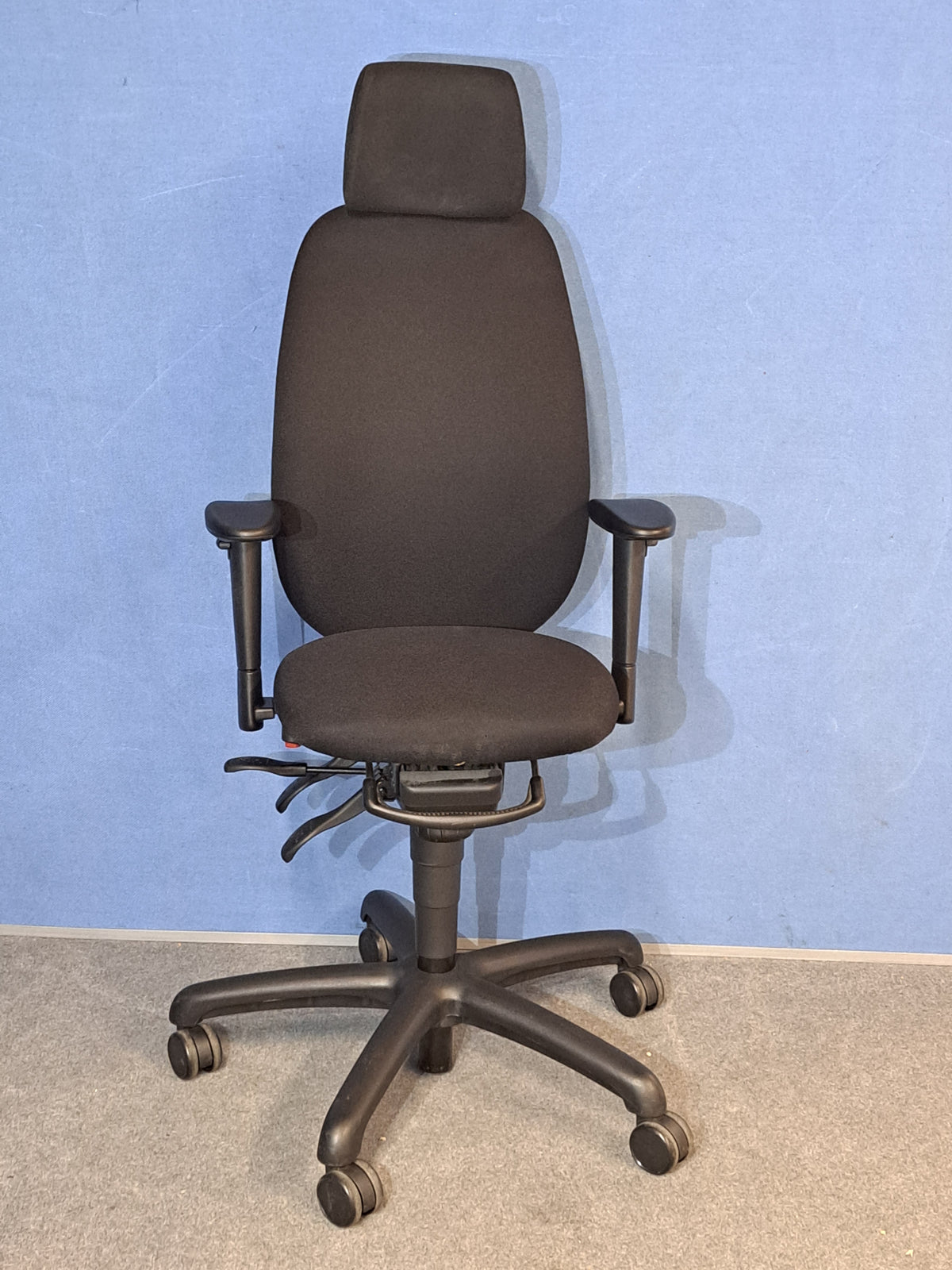Adapt by Ergochair Mid Back Operators Armchair with Headrest Black (used)