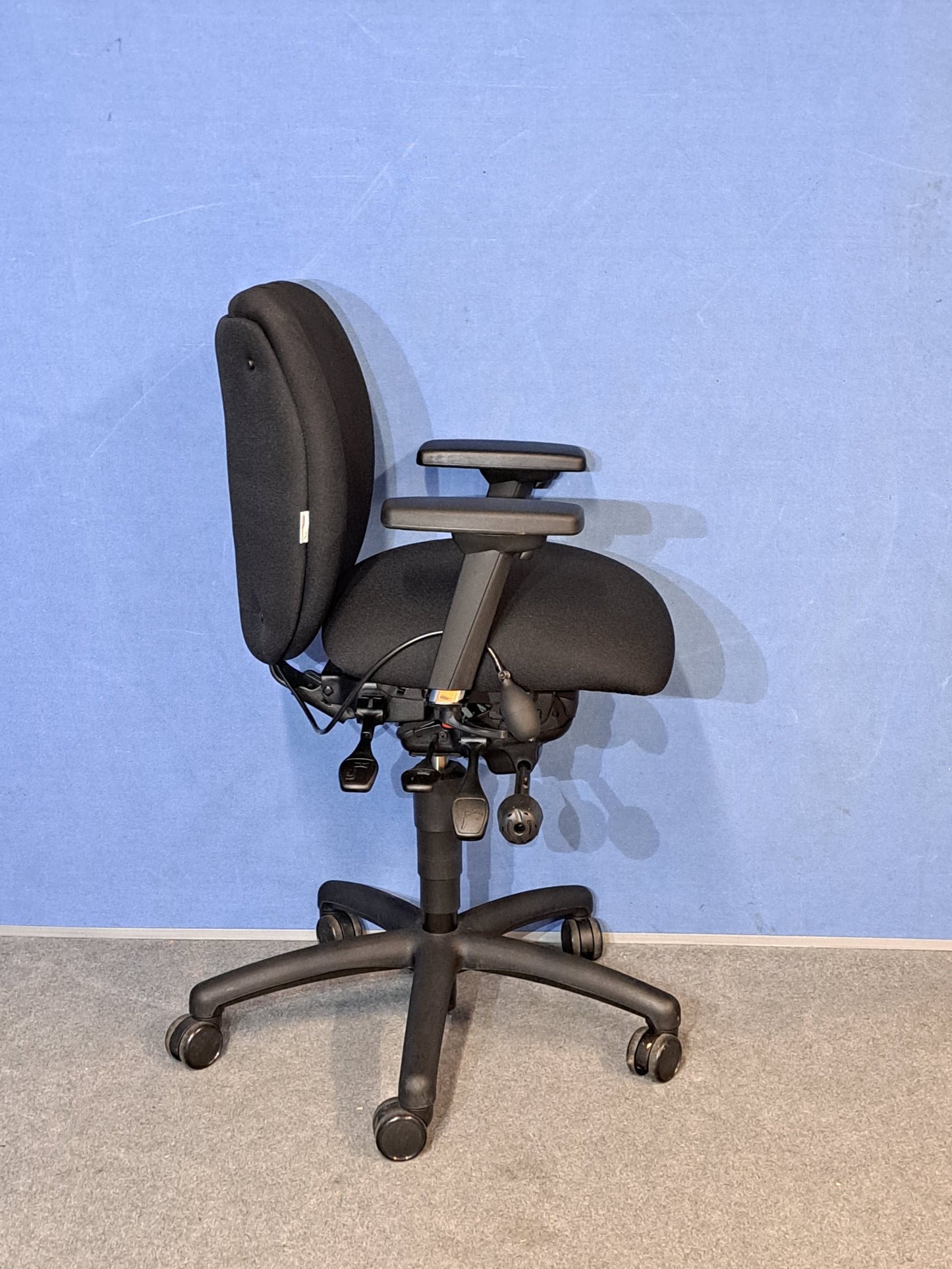 Adapt by Ergochair Low Back Operators Armchair Black (used)
