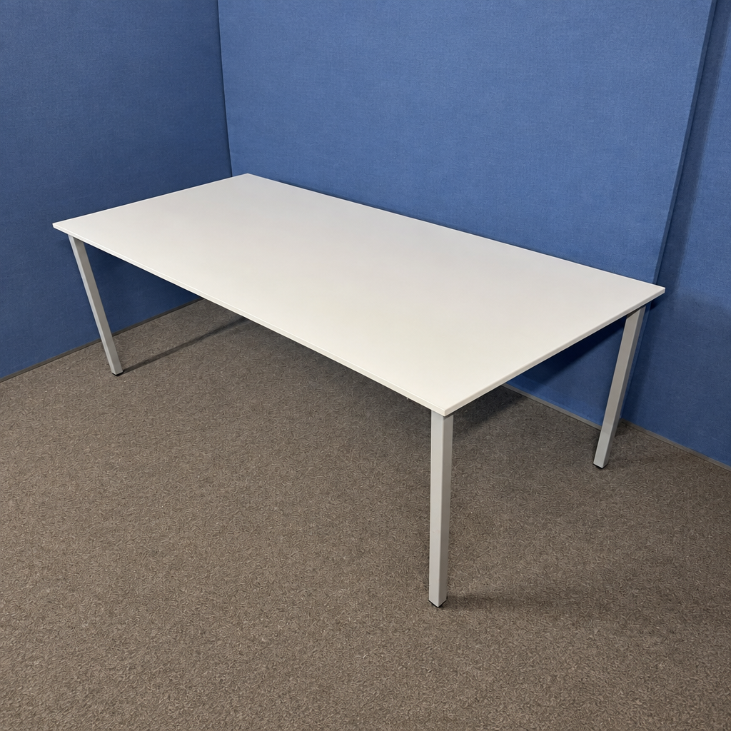 PR6473 main image, canvas extended