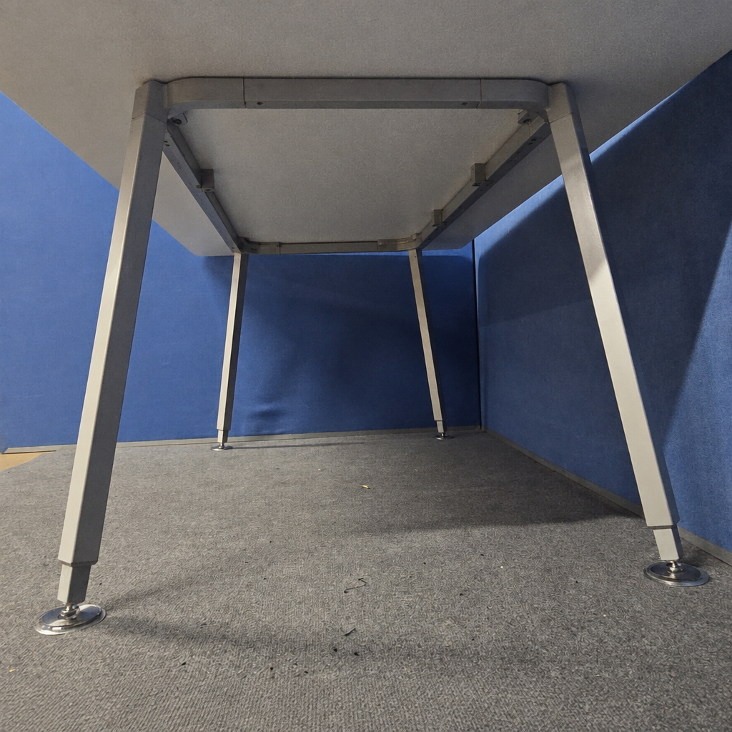 PR6788 underside, table top kept